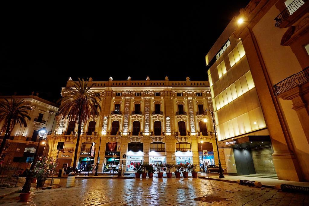 Suite Home Moncada Palermo Bagian luar foto